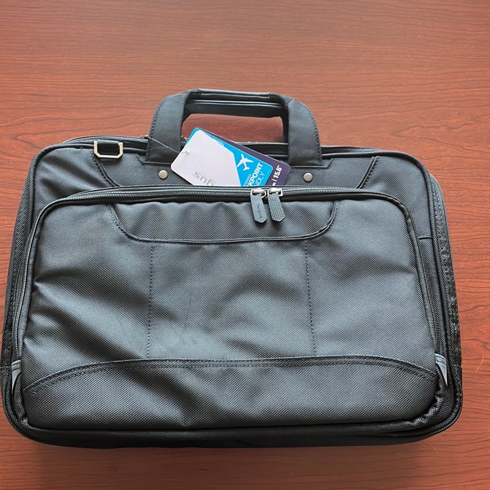 Targus Checkpoint-Friendly 14-inch Corporate Traveler Laptop Case